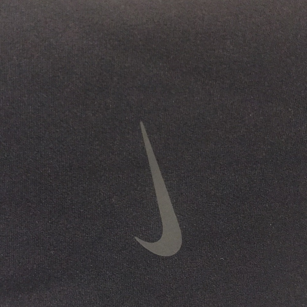 Nike Athletic/Athleisure Crop Top/Bra, NWT! - Picture 4 of 8